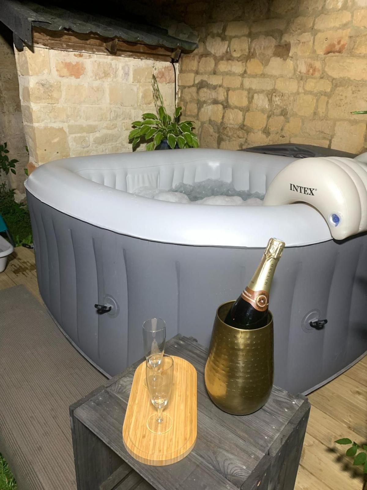 Bulles Et Belle Etoile Spa Proche De Caen Sainte-Croix-Grand-Tonne 외부 사진